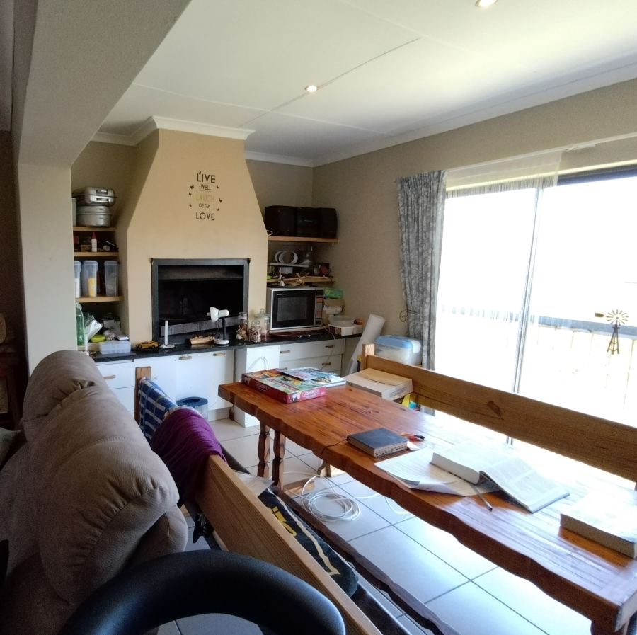 4 Bedroom Property for Sale in Jeffreys Bay Central Eastern Cape